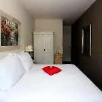 Alp De Veenen 3* 암스텔벤