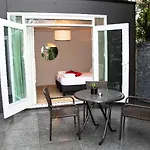 호텔 Alp De Veenen 암스텔벤