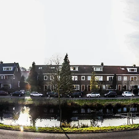 Alp De Veenen Szálloda Amstelveen