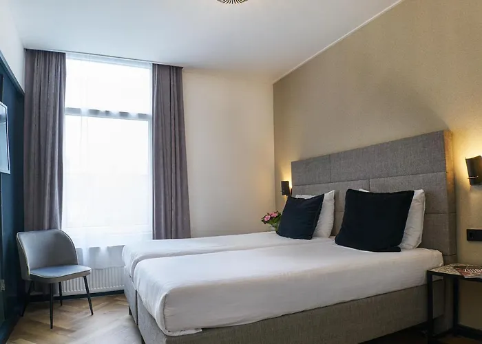 Otel Alp De Veenen Amstelveen