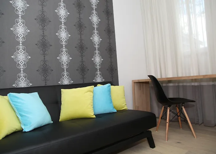 Alp De Veenen 3* אמסטלבין