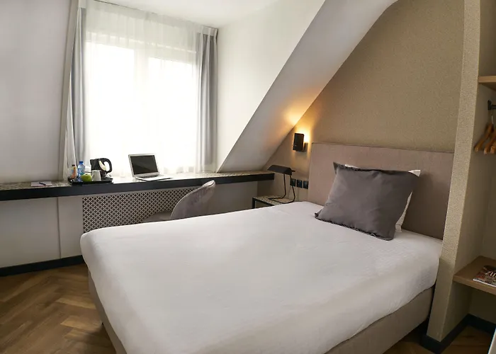 Alp De Veenen 3* Amstelveen